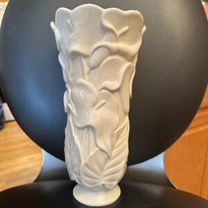 Lenox Vintage Lilies Vase